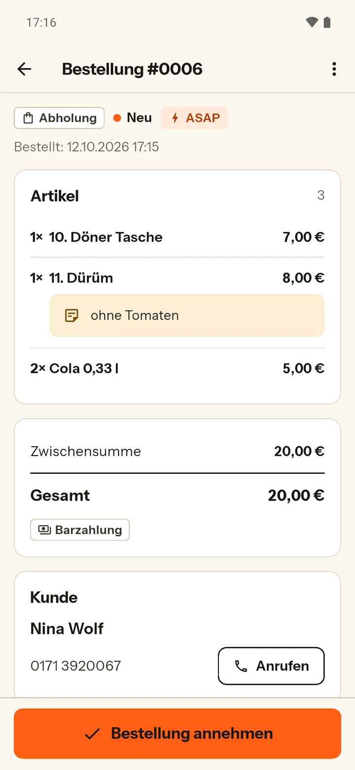 Manager-App: eine neue Bestellung mit ihren Gerichten und der Schaltfläche „Bestellung annehmen“